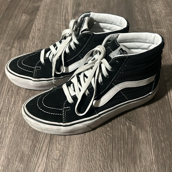 Platform vans - Picture 3 of 5